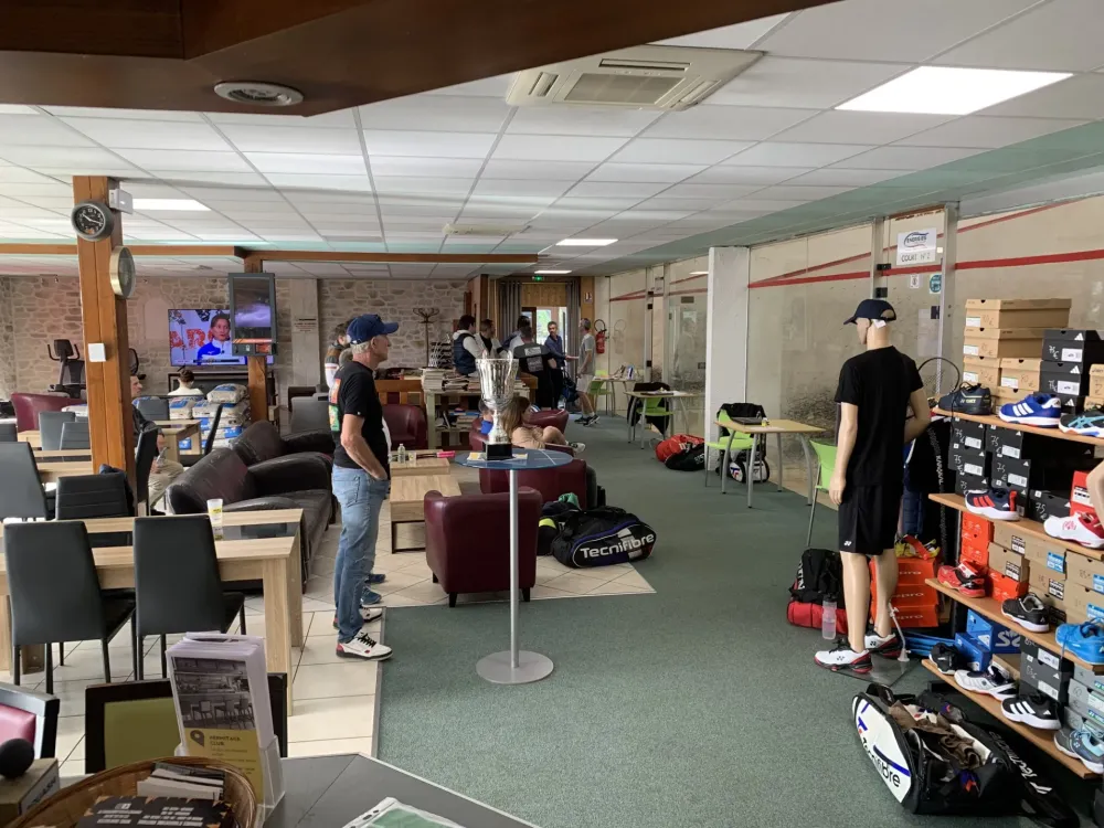 Snack à La Chaussée-Saint-Victor